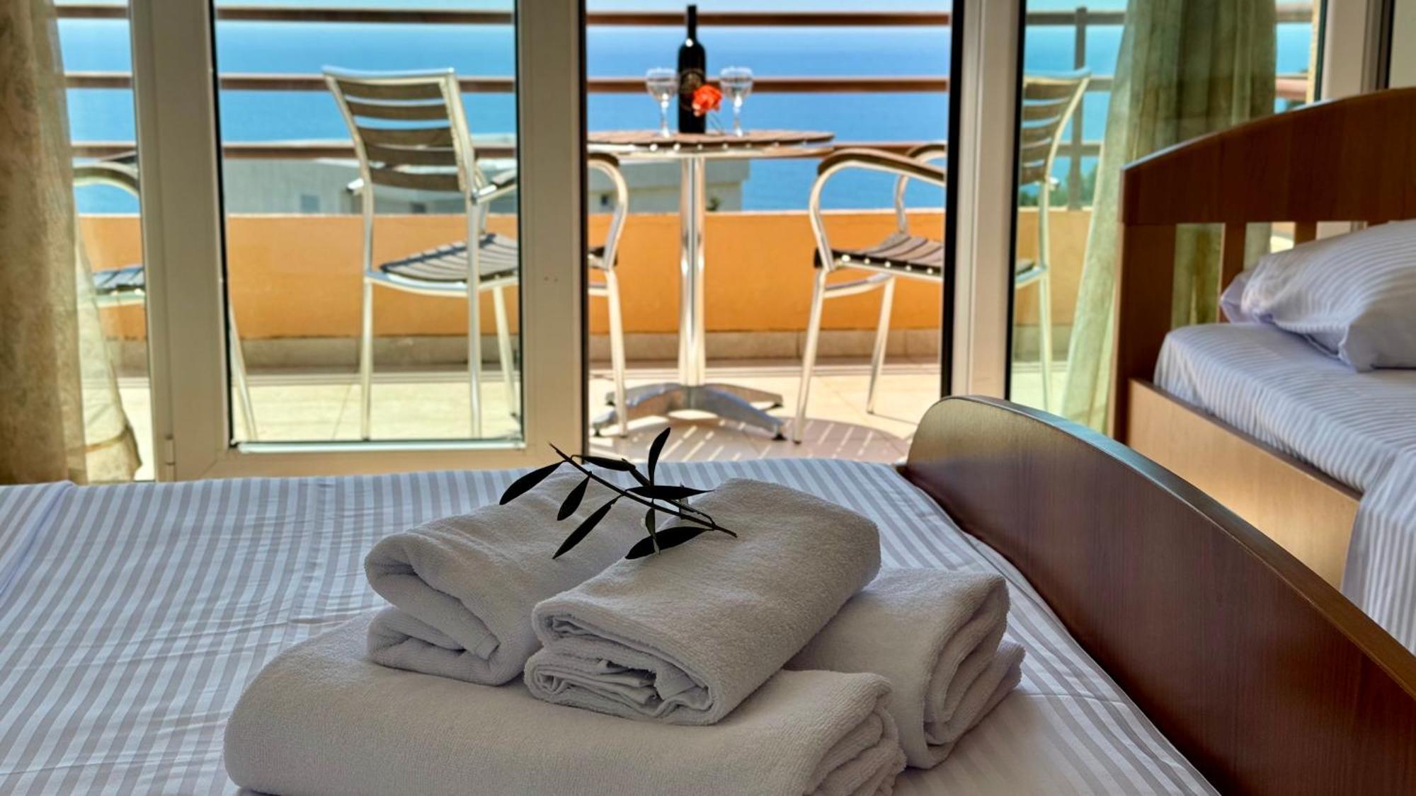 Sea La Vie Apartments Ulcinj Ngoại thất bức ảnh