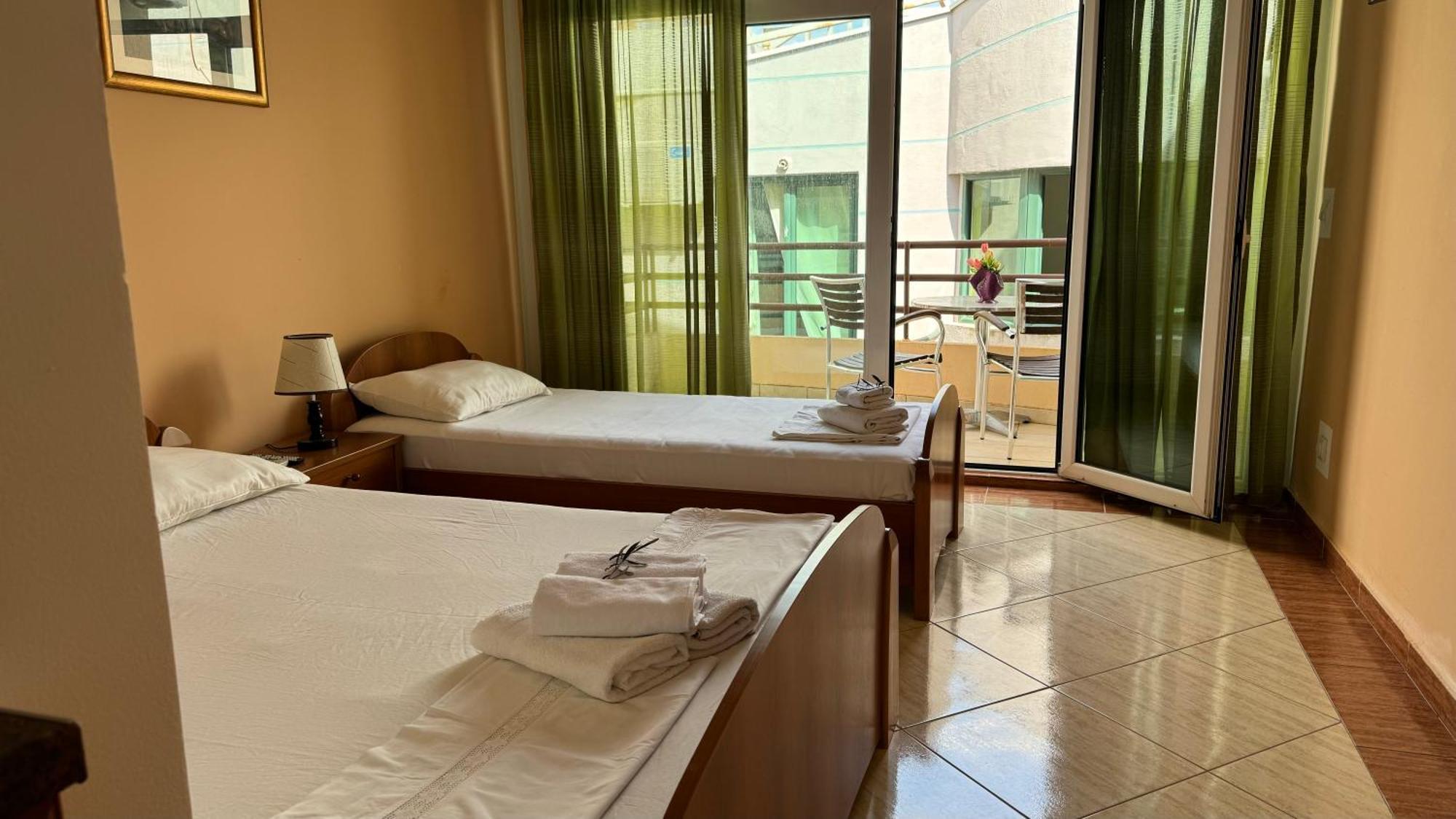 Sea La Vie Apartments Ulcinj Ngoại thất bức ảnh